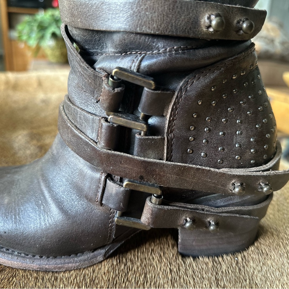 Freebird by Steven Heeled Boots - Picture 3 of 8